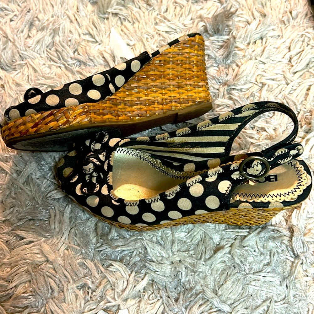 Polka dot wedge sandals